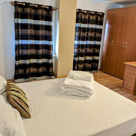 Casa Iulia Holiday home